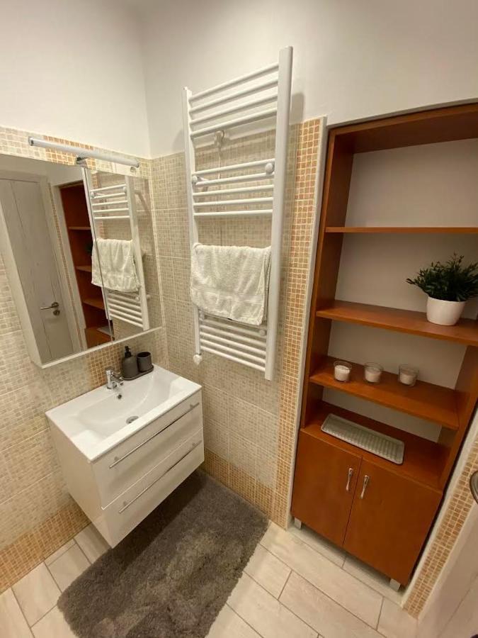 Chill Apartman Miskolc Eksteriør billede